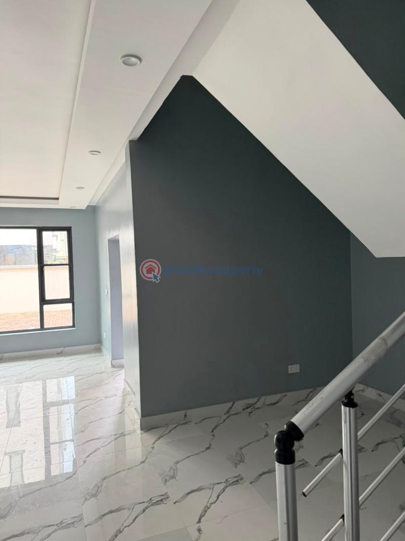 4 bedroom Terrace For Sale Perinwinkle Estate Lekki Phase 1 Lagos - 0