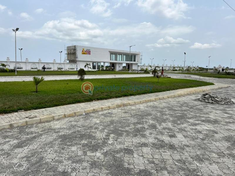 Land For Sale Ibeju-Lekki Lagos - 3
