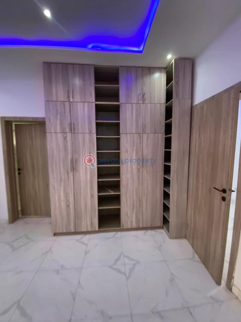 4 bedroom Terrace For Sale 2nd Toll Gate Lekki Lagos - 16