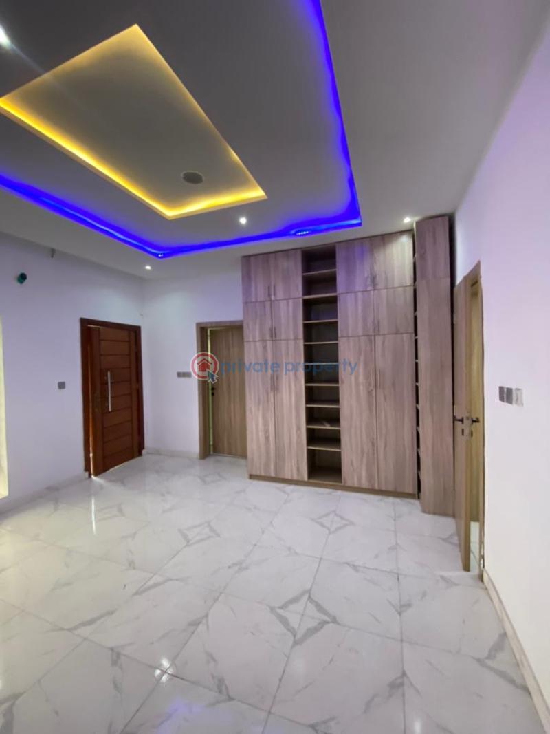 4 bedroom Terrace For Sale 2nd Toll Gate Lekki Lagos - 19