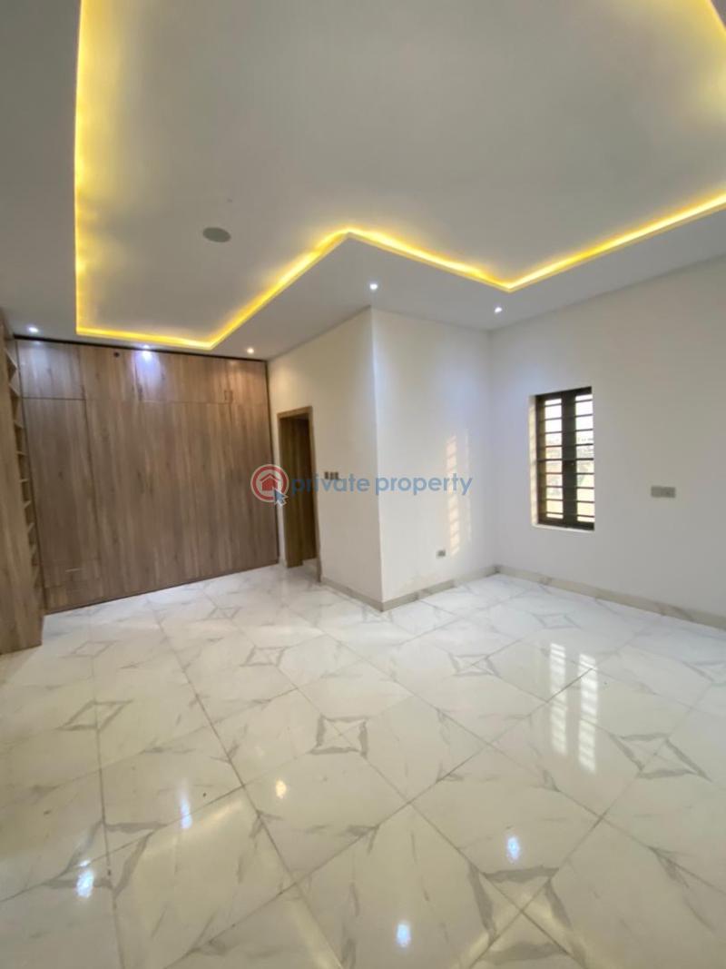 4 bedroom Terrace For Sale 2nd Toll Gate Lekki Lagos - 18