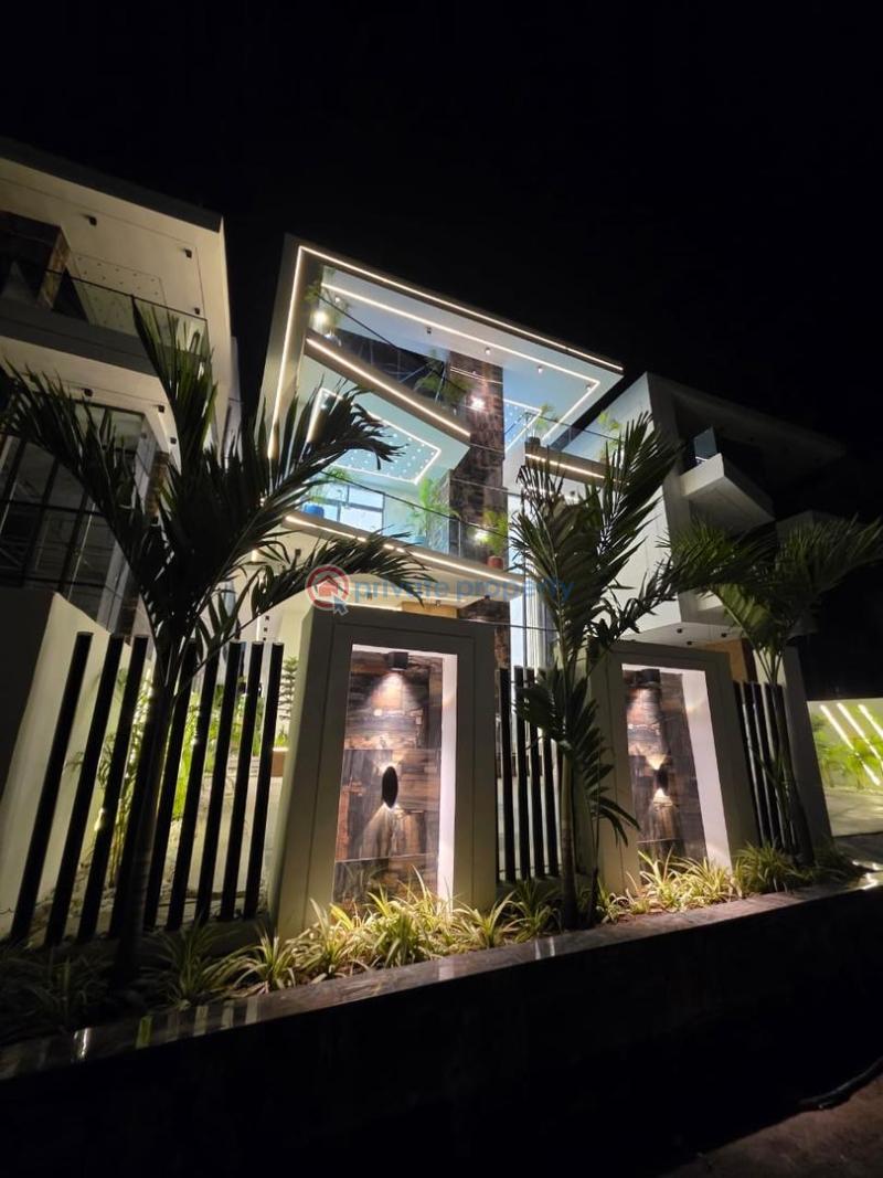 5 bedroom Duplex For Sale Chevron Lekki Lekki Lagos - 1