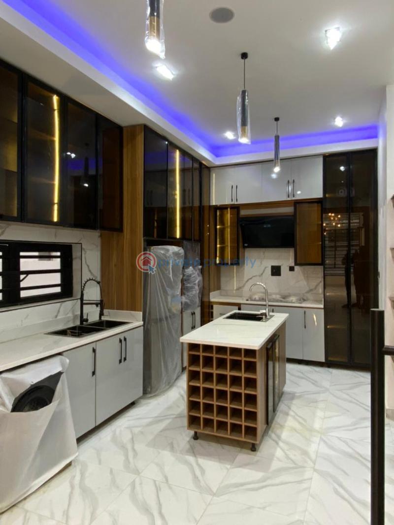 Lekki luxurious duplex*  5bedrooms fully-detached duplex with bq for sale!! - 4 5 bedroom Detached Duplex For Sale 2nd Toll Gate Lekki Lagos - 4