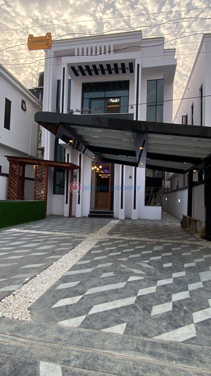 Lekki luxurious duplex with swimming pool*  🔑🔑 5bedrooms fully-detached duplex with bq for sale!! - 3 5 bedroom Detached Duplex For Sale 2nd Toll Gate Lekki Lagos - 3