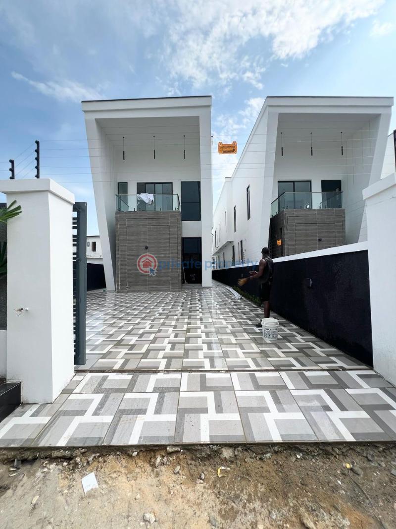 Lekki luxurious duplex with swimming pool*  🔑🔑 5bedrooms fully-detached duplex with bq for sale!! - 4 5 bedroom Detached Duplex For Sale 2nd Toll Gate Lekki Lagos - 4
