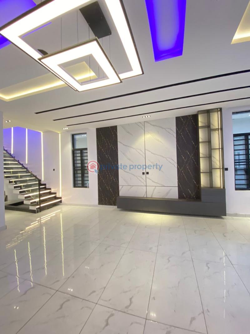 Lekki luxurious duplex with swimming pool*  🔑🔑 5bedrooms fully-detached duplex with bq for sale!! - 17 5 bedroom Detached Duplex For Sale 2nd Toll Gate Lekki Lagos - 17