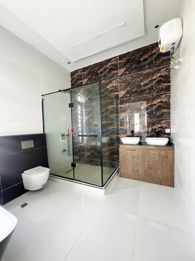 Lekki luxurious duplex with swimming pool*  🔑🔑 5bedrooms fully-detached duplex with bq for sale!! - 6 5 bedroom Detached Duplex For Sale 2nd Toll Gate Lekki Lagos - 6