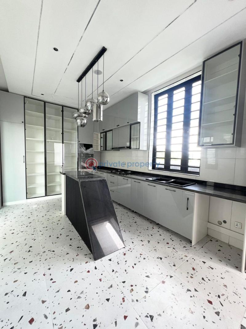 Lekki luxurious duplex with swimming pool*  🔑🔑 5bedrooms fully-detached duplex with bq for sale!! - 2 5 bedroom Detached Duplex For Sale 2nd Toll Gate Lekki Lagos - 2