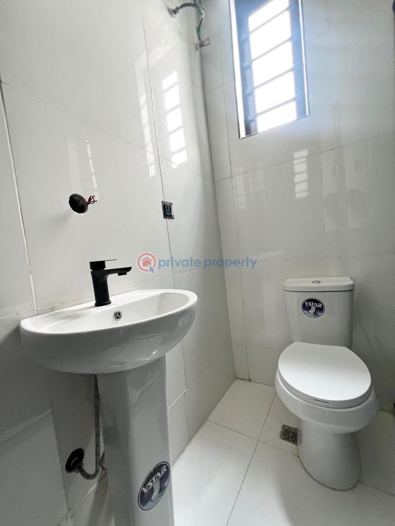 Lekki luxurious duplex with swimming pool*  🔑🔑 5bedrooms fully-detached duplex with bq for sale!! - 11 5 bedroom Detached Duplex For Sale 2nd Toll Gate Lekki Lagos - 11