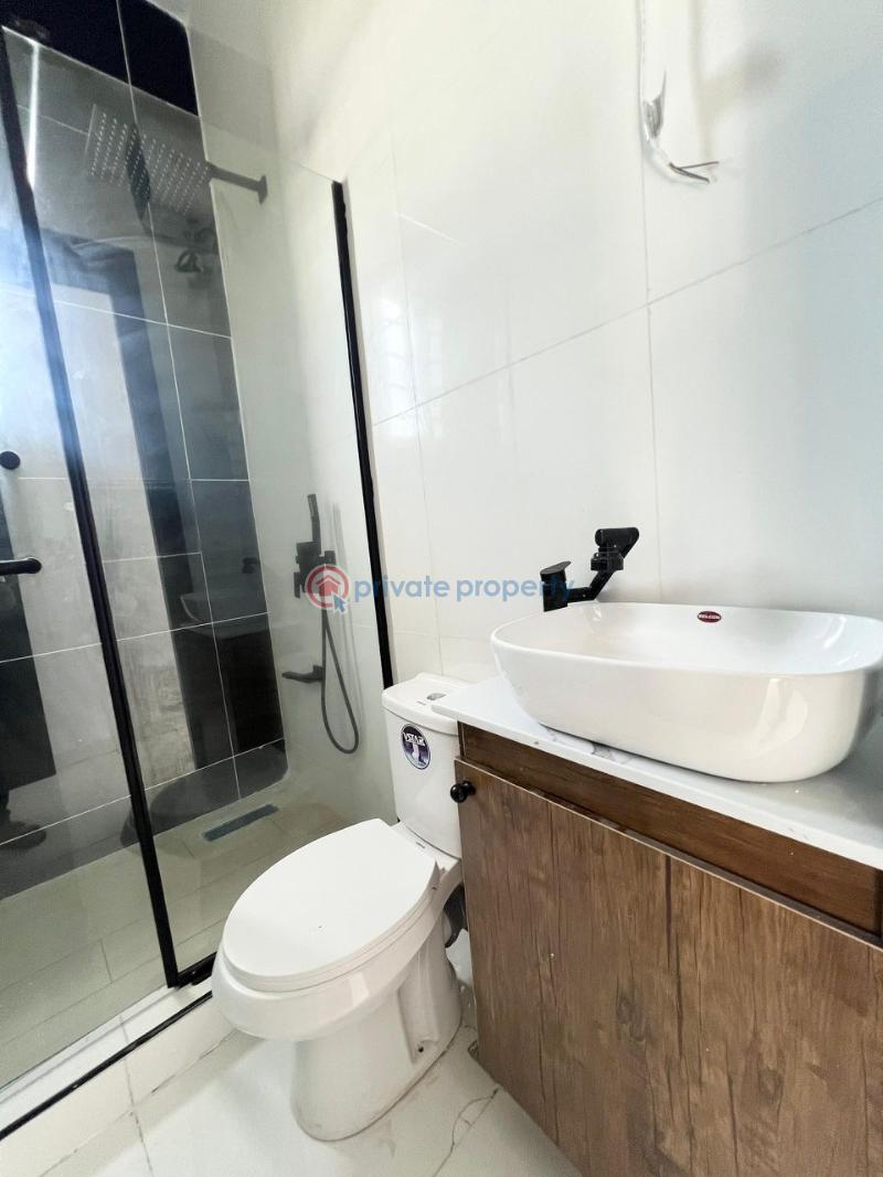 Lekki luxurious duplex with swimming pool*  🔑🔑 5bedrooms fully-detached duplex with bq for sale!! - 9 5 bedroom Detached Duplex For Sale 2nd Toll Gate Lekki Lagos - 9