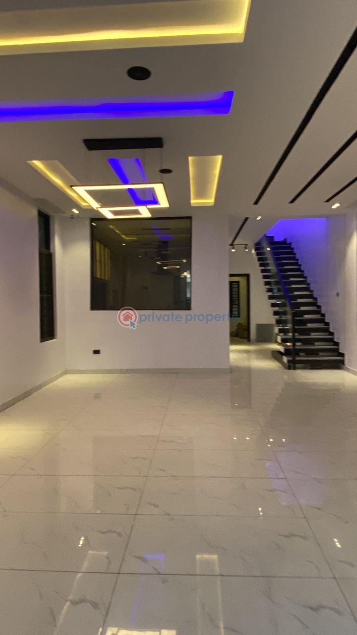 Lekki luxurious duplex with swimming pool*  🔑🔑 5bedrooms fully-detached duplex with bq for sale!! - 4 5 bedroom Detached Duplex For Sale 2nd Toll Gate Lekki Lagos - 4