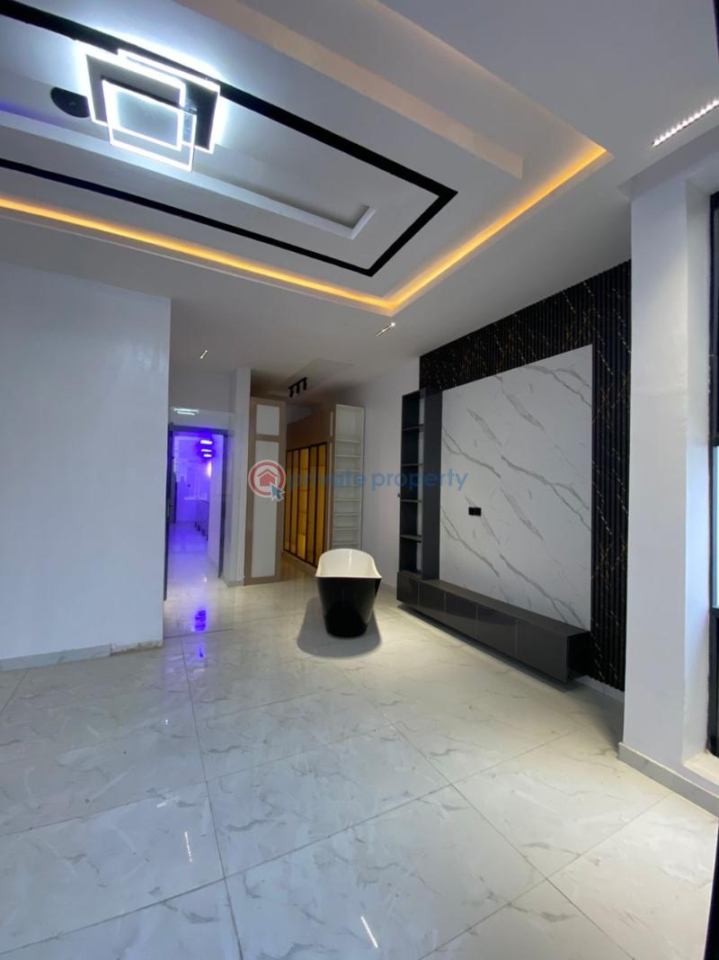 Lekki luxurious duplex with swimming pool*  🔑🔑 5bedrooms fully-detached duplex with bq for sale!! - 8 5 bedroom Detached Duplex For Sale 2nd Toll Gate Lekki Lagos - 8