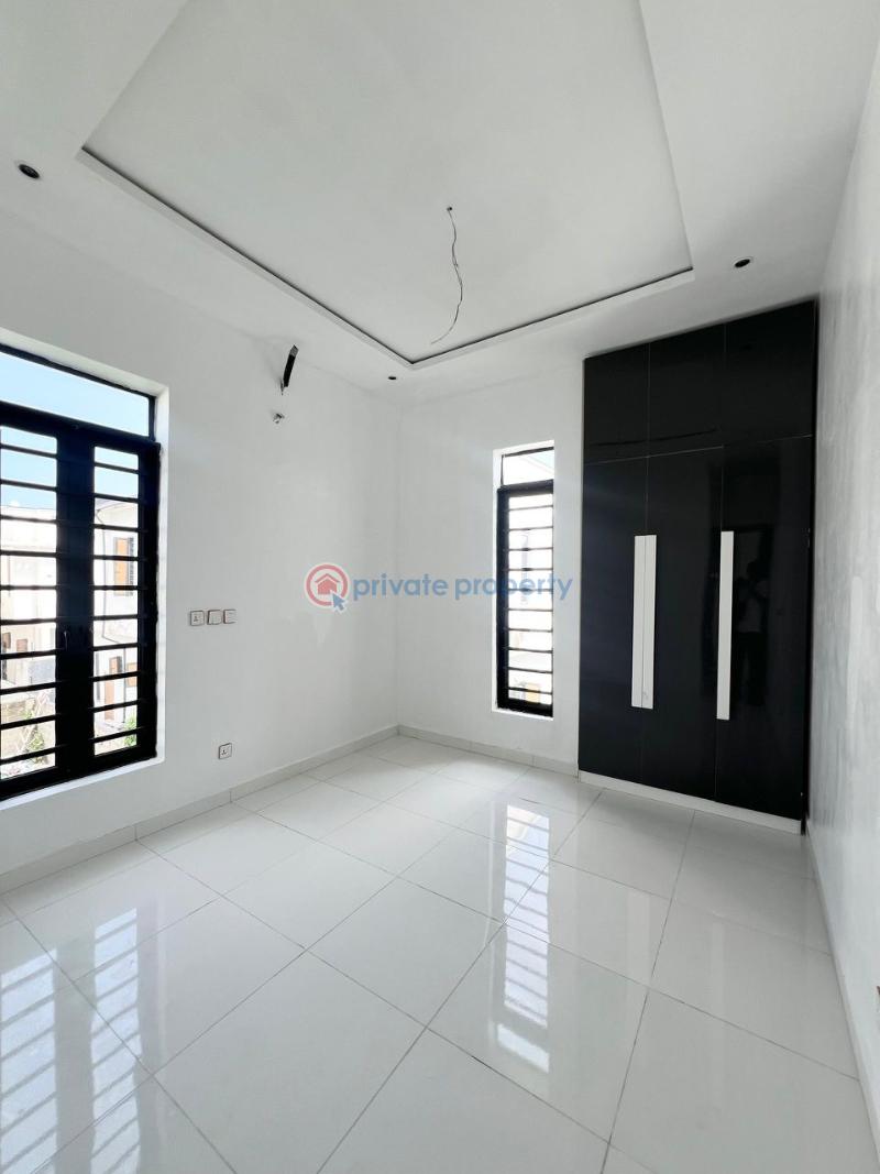 Lekki luxurious duplex with swimming pool*  🔑🔑 5bedrooms fully-detached duplex with bq for sale!! - 20 5 bedroom Detached Duplex For Sale 2nd Toll Gate Lekki Lagos - 20