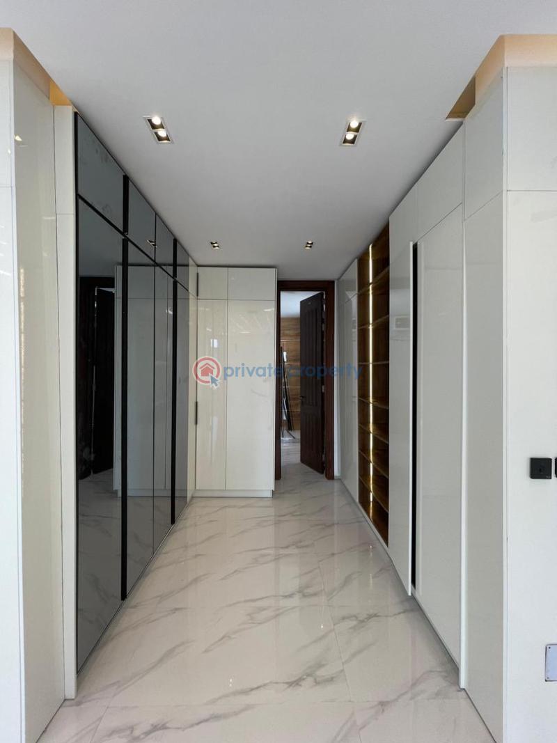 5 bedroom Detached Duplex For Sale Ikota Lekki Lagos - 1