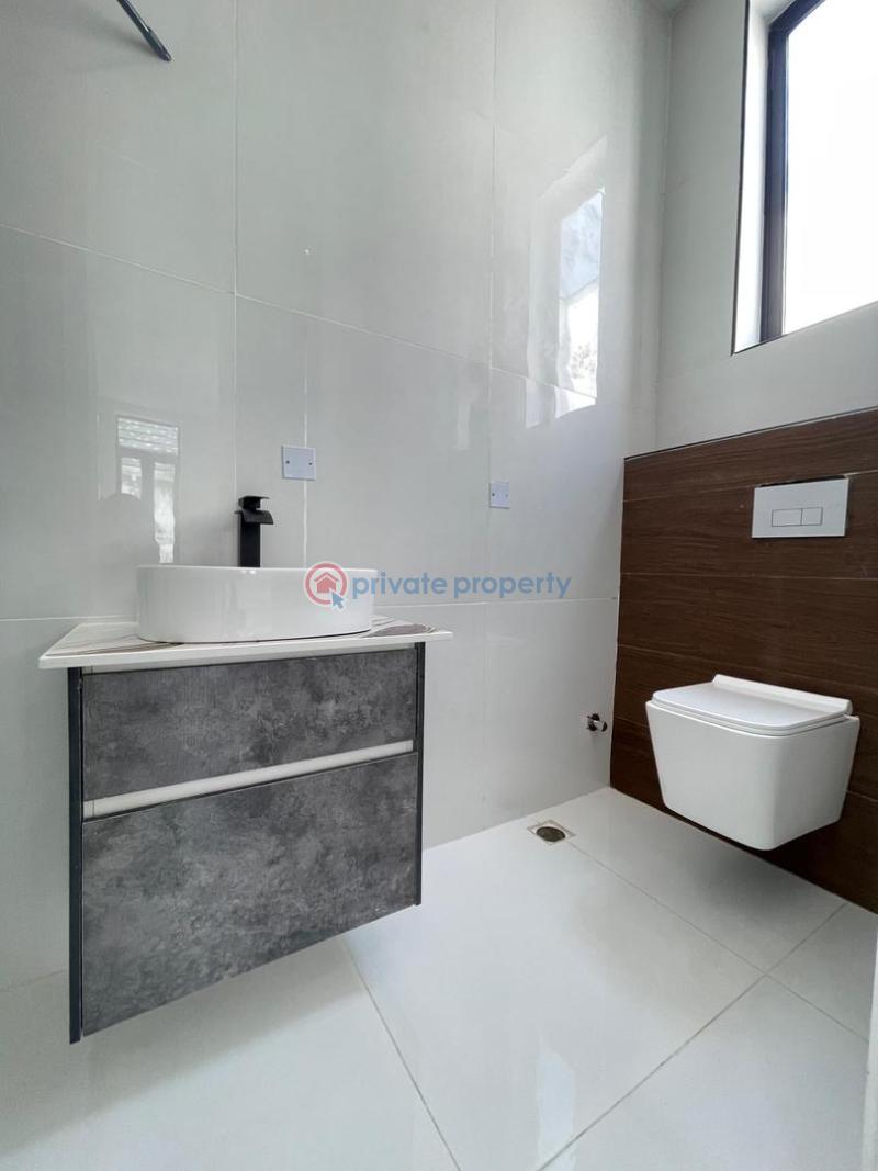 5 bedroom Detached Duplex For Sale 2nd Toll Gate Lekki Lagos - 4