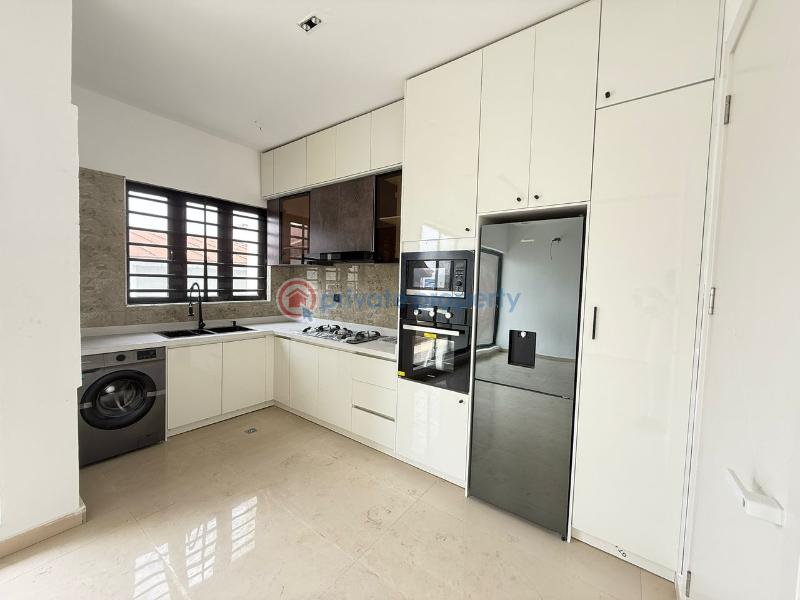 2 bedroom Flat & Apartment For Sale Lekki Phase 1 Lagos - 10