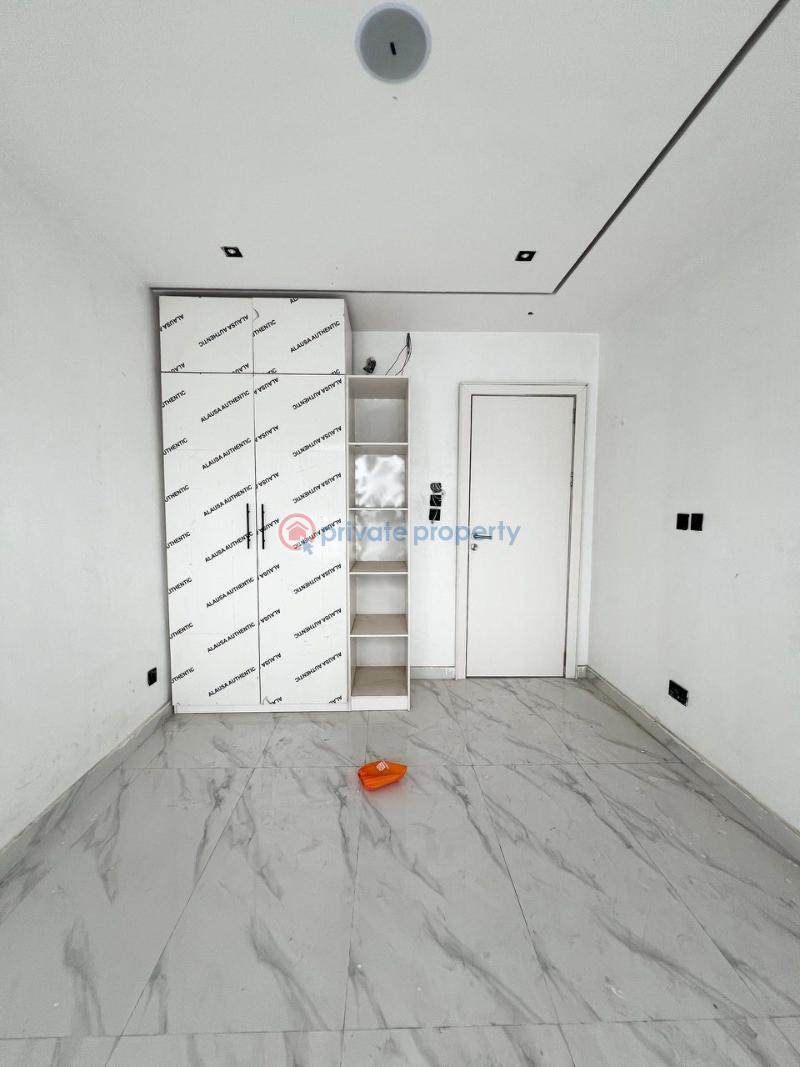 2 bedroom Block Of Flats For Sale Lekki Phase 1 Lagos - 4