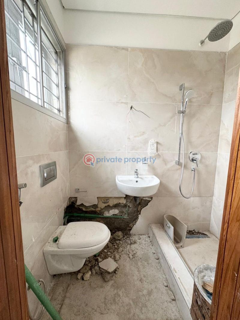 5 bedroom Detached Duplex For Sale Lekki Phase 1 Lagos - 14