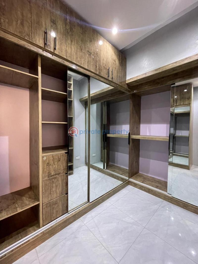 Lekki phase1 luxurious maisonette with elevator, swimming pool & gym* - 5 4 bedroom Maisonette For Sale Lekki Phase 1 Lagos - 5