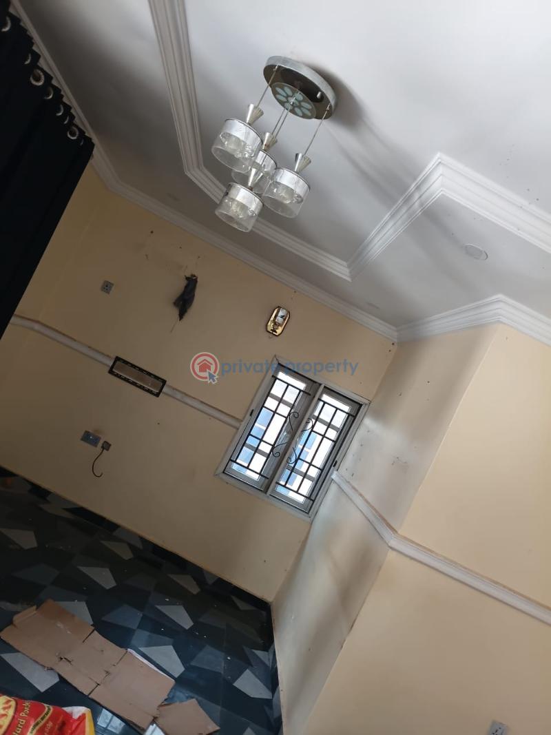2 bedroom Block Of Flats For Rent Mongona Taye Off Liberty Academy Road,akala Express Akala Express Ibadan Oyo - 4