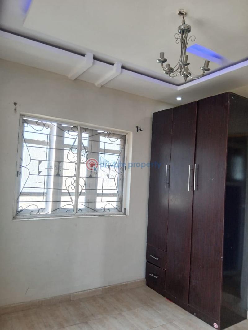 3 bedroom Block Of Flats For Rent Akoto Estate Elebu Akala Express Ibadan Oyo - 1