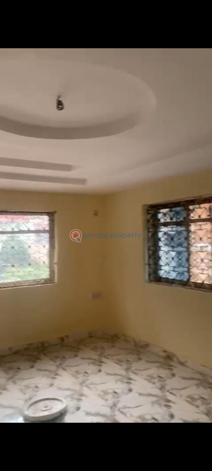 3 bedroom Block Of Flats For Rent Liberty Road, Ring Road Ring Road Ibadan Oyo - 1