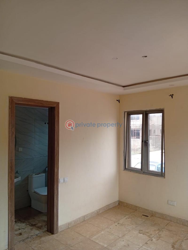3 bedroom Block Of Flats For Rent Ikolaba Estate Opposite Seyi Makinde House Ibadan Oyo - 5