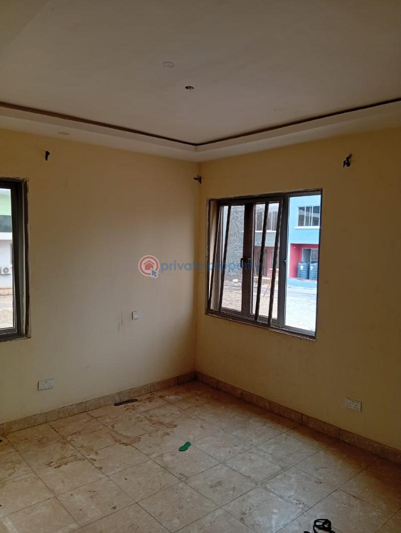 3 bedroom Block Of Flats For Rent Ikolaba Estate Opposite Seyi Makinde House Ibadan Oyo - 8