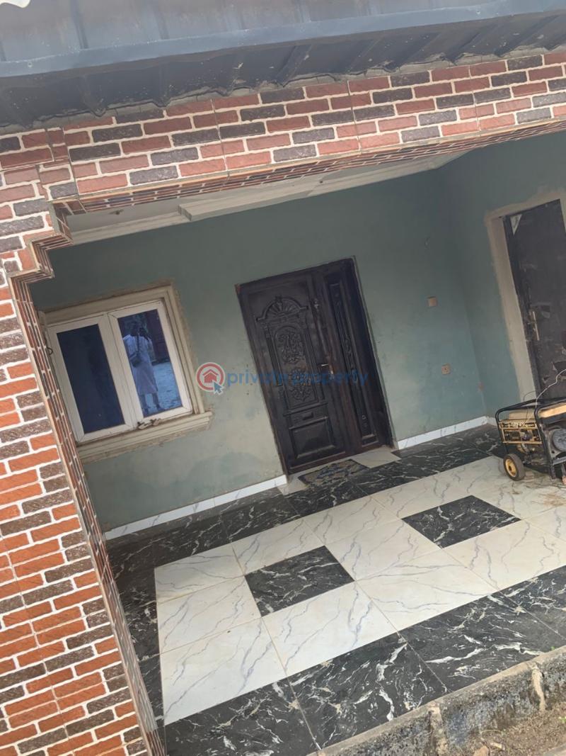3 bedroom Block Of Flats For Rent Moganna Off Akala Express Akala Express Ibadan Oyo - 3