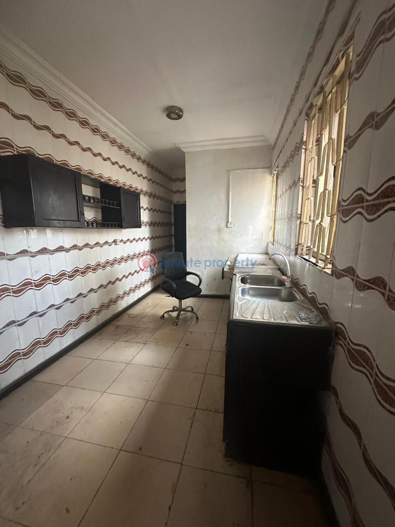 House For Rent Osanaiye Crescent, Directly Opposite State Secretariat, Agodi, Ibadan. Ibadan Oyo - 1