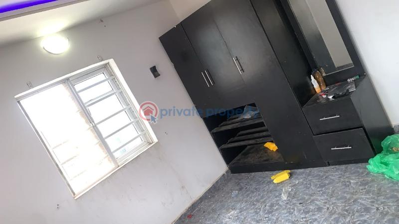 2 bedroom Block Of Flats For Rent Olofa Estate Akuru, Elebu, Close To Zenith Care Hospital, Akala Express Ibadan Oyo - 2