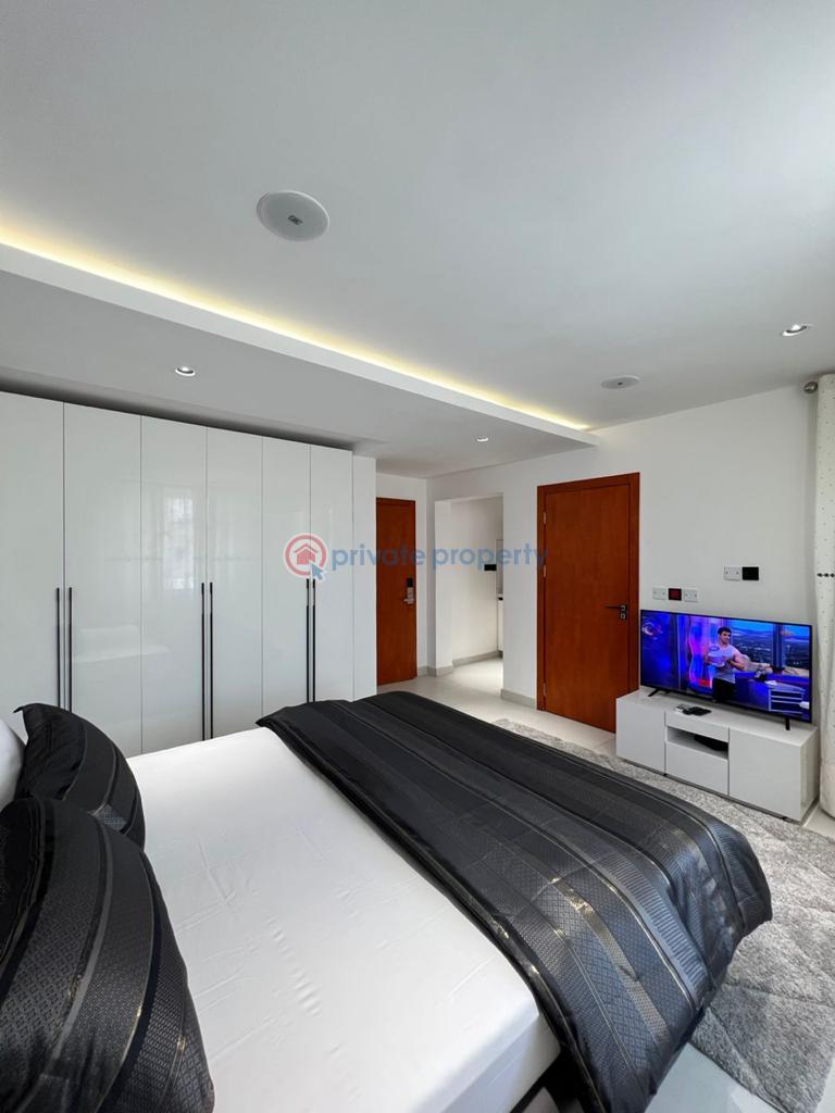 Livingla:luxury four bedroom self compound - 16 4 bedroom Self Contain Short let Off Adebayo Doherty, Lekki Phase 1 Lekki Phase 1 Lagos - 16