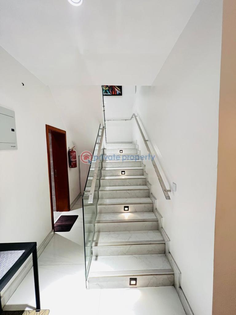 Livingla:luxury four bedroom self compound - 13 4 bedroom Self Contain Short let Off Adebayo Doherty, Lekki Phase 1 Lekki Phase 1 Lagos - 13