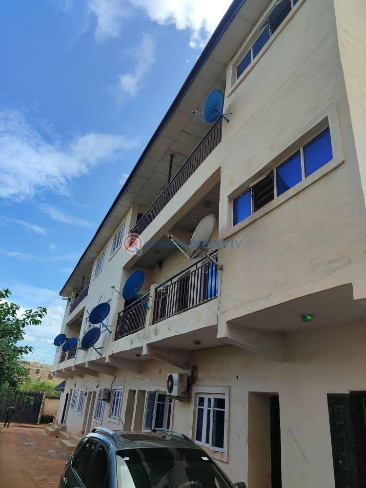 10 bedroom Townhouse For Sale Lomalinda Extension Enugu Area 