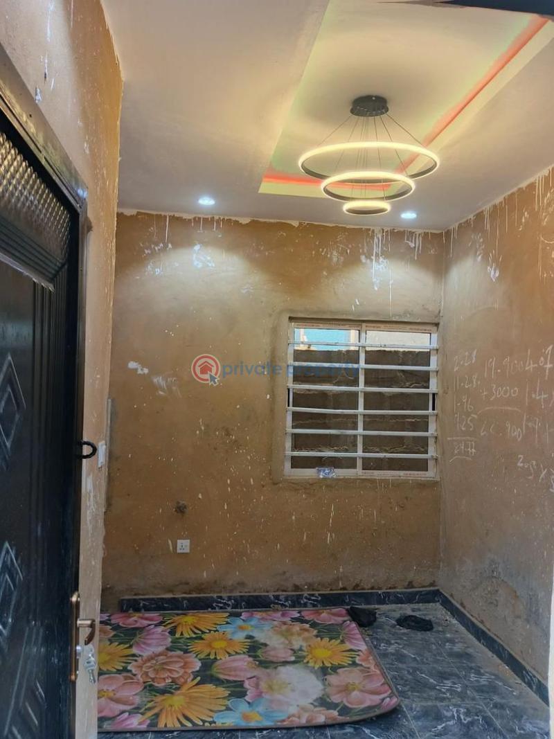 Self Contain For Sale Bariga Axis Close To Unilag Yaba Lagos