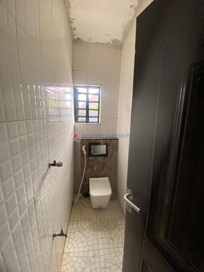 2 bedroom Restaurant/Bar For Rent Obagie After Ogheghe Sapele Road Benin Edo - 12