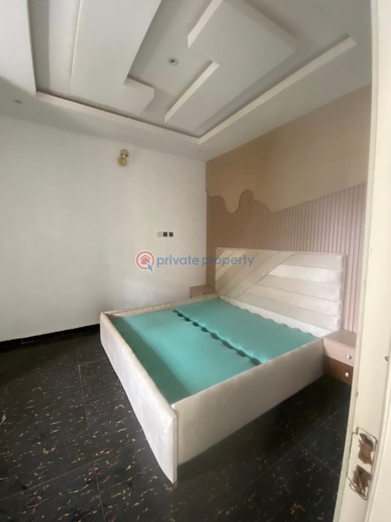 2 bedroom Restaurant/Bar For Rent Obagie After Ogheghe Sapele Road Benin Edo - 16