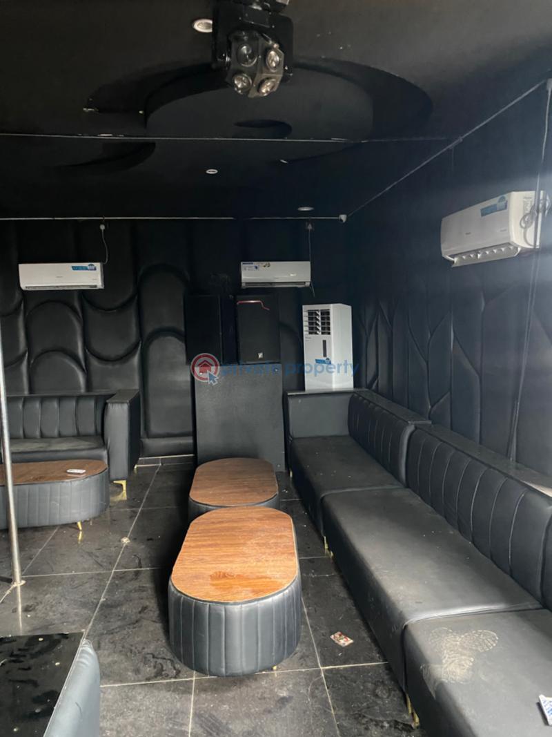 2 bedroom Restaurant/Bar For Rent Obagie After Ogheghe Sapele Road Benin Edo - 37