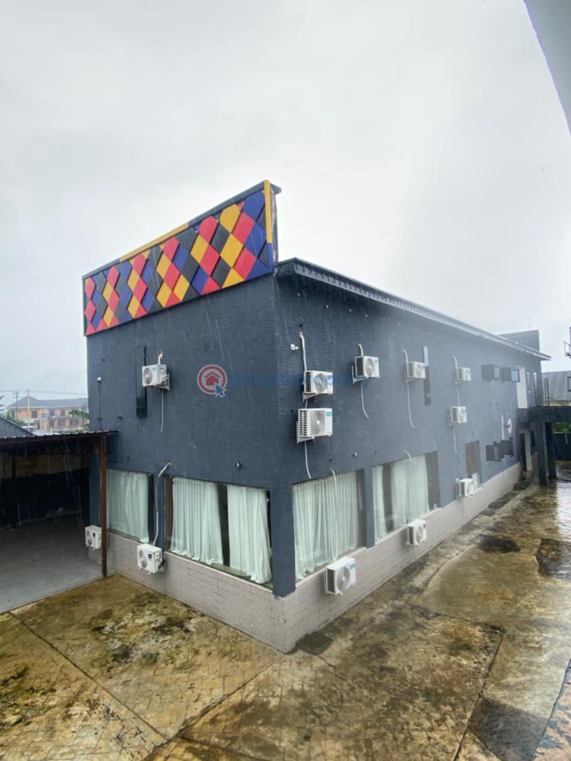 2 bedroom Restaurant/Bar For Rent Obagie After Ogheghe Sapele Road Benin Edo - 0