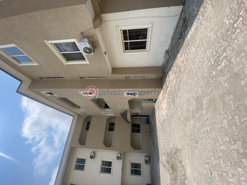 1 bedroom Mini Flat For Rent Ikate Elegushi Lekki Lagos - 5