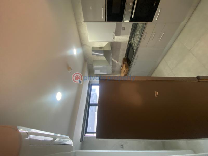 Lovely 2 bed apartment with 1bq - 4 2 bedroom Block Of Flats For Sale Victoria Island Lagos - 4