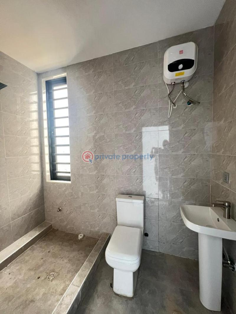 2 bedroom Flat & Apartment For Sale Freedom Way Lekki Phase 1 Lagos - 9