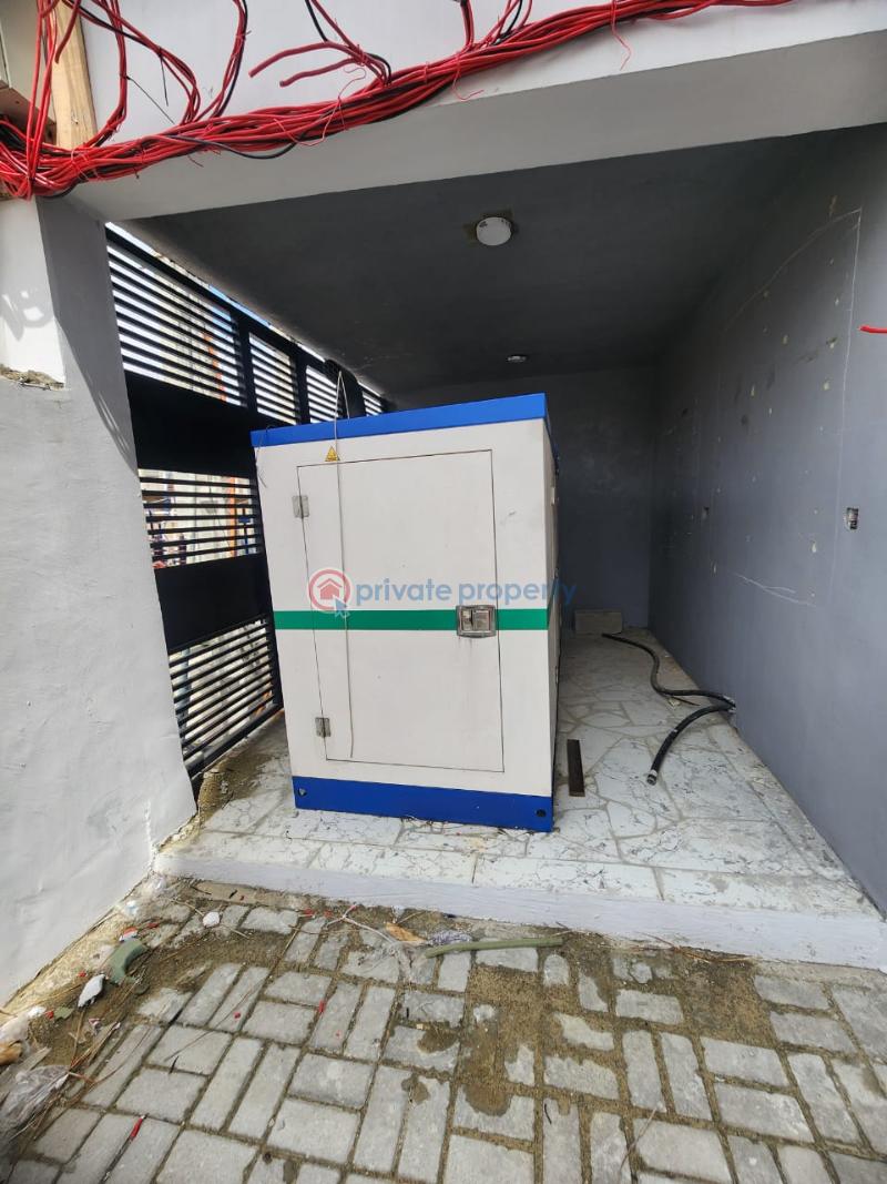 2 bedroom Block Of Flats For Sale Chevron Drive Lekki Lagos - 9