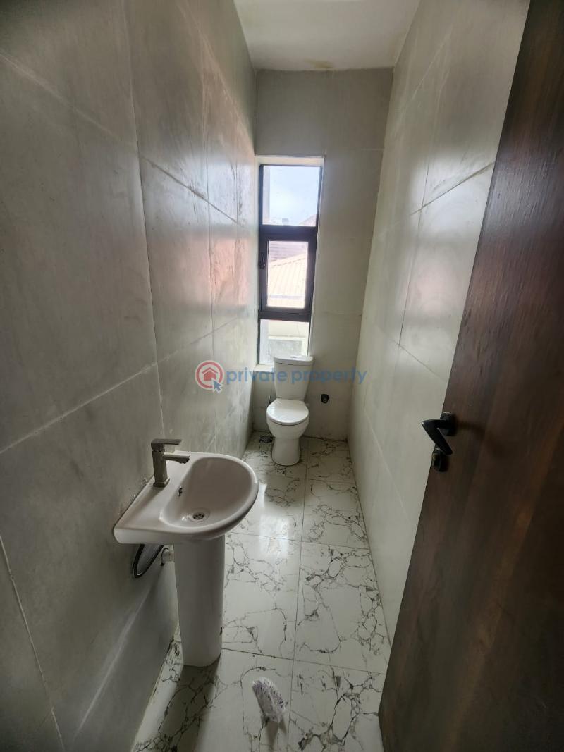 2 bedroom Block Of Flats For Sale Chevron Drive Lekki Lagos - 8