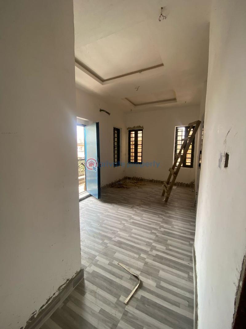 Lovely 2 bedroom apartment with bq,gym and elevator - 4 2 bedroom Block Of Flats For Sale Lekki Phase 1 Lagos - 4