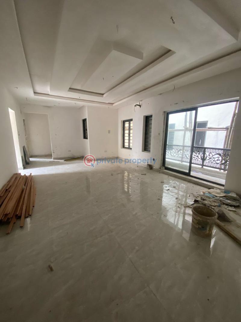 Lovely 2 bedroom apartment with bq,gym and elevator - 2 2 bedroom Block Of Flats For Sale Lekki Phase 1 Lagos - 2