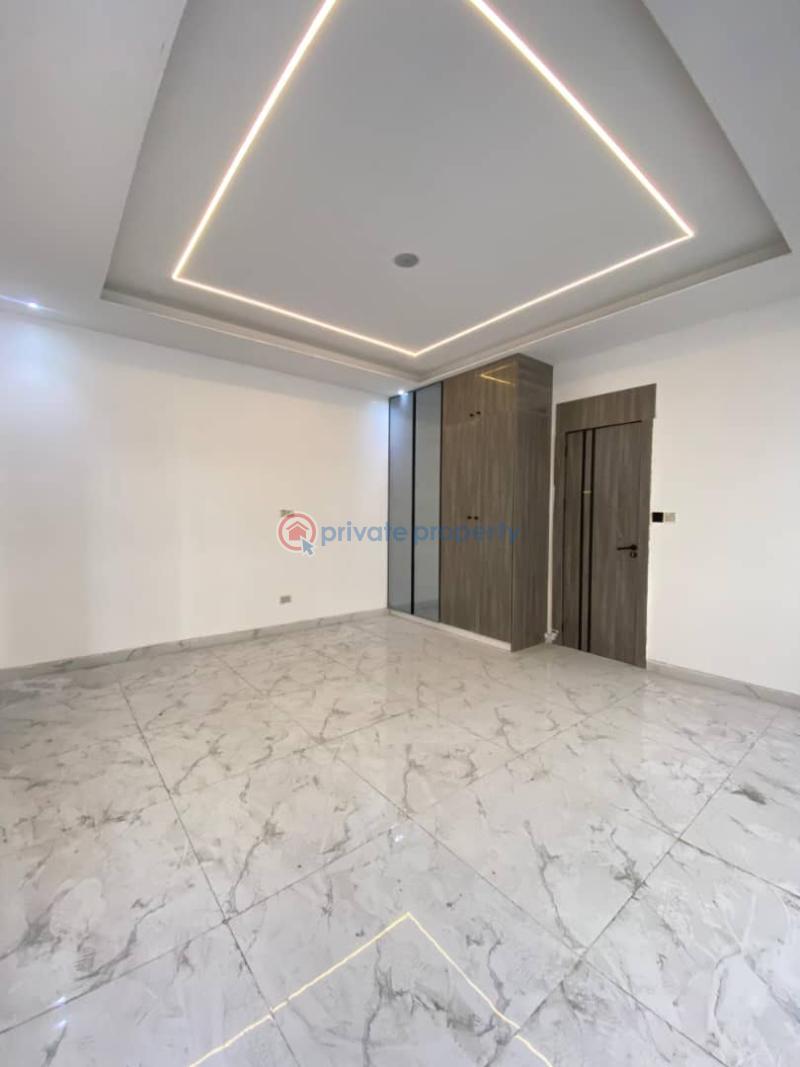 2 bedroom Flat & Apartment For Sale Lekki Phase 1 Lagos - 3
