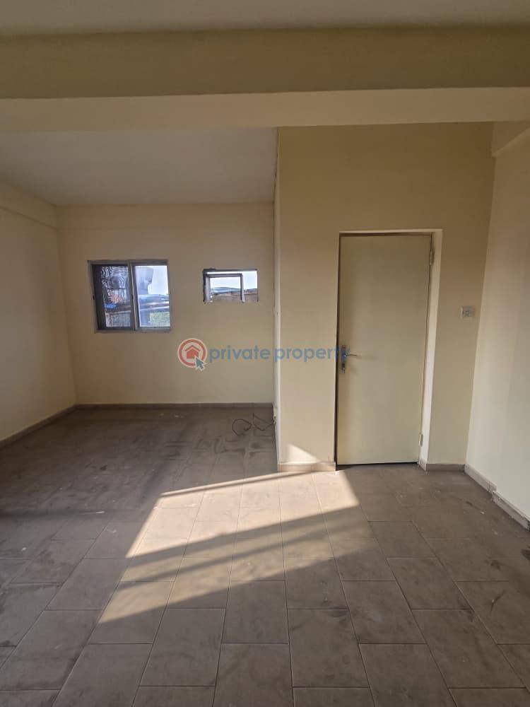2 bedroom Block Of Flats For Rent Mende Maryland Lagos - 0