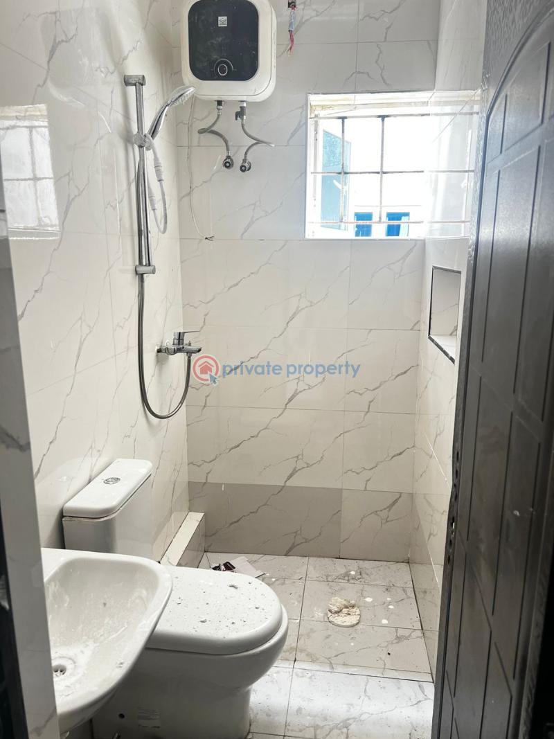 2 bedroom Block Of Flats For Rent Ikate Elegushi Lekki Lagos - 2