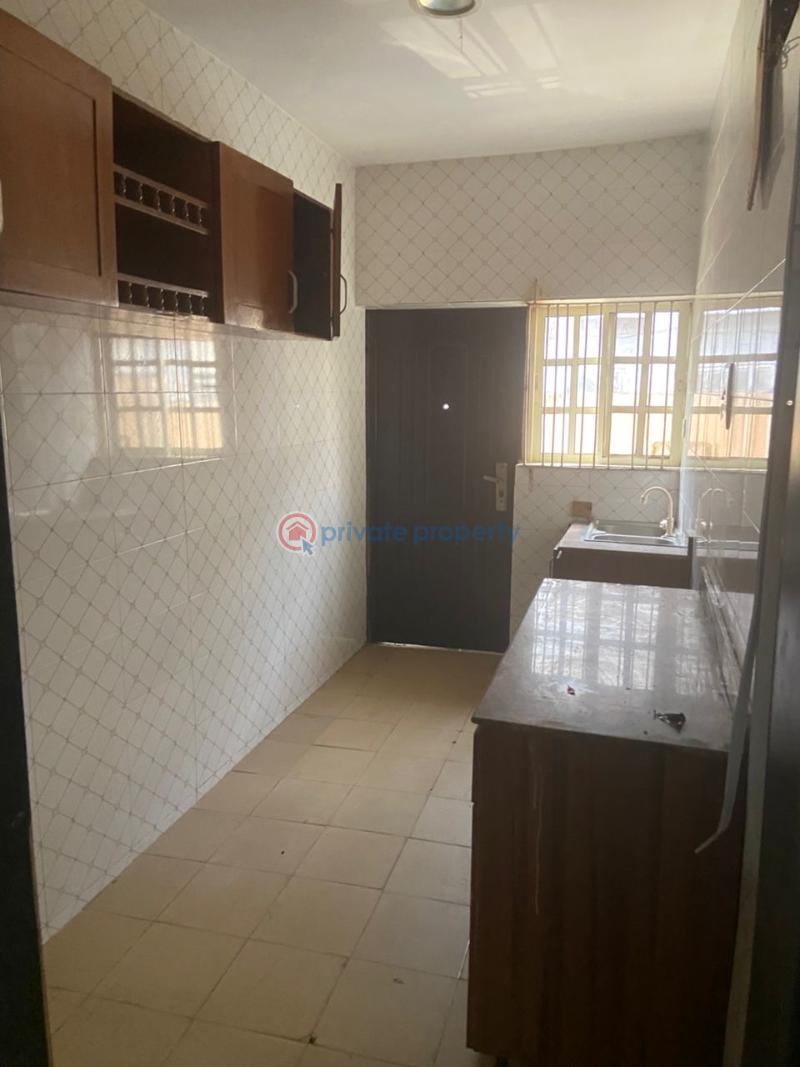 2 bedroom Block Of Flats For Rent Magodo Phase 1 Magodo Kosofe/Ikosi Lagos - 4